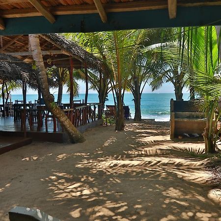 Bed and Breakfast Panorama Rock Cafe Тангалле Екстер'єр фото